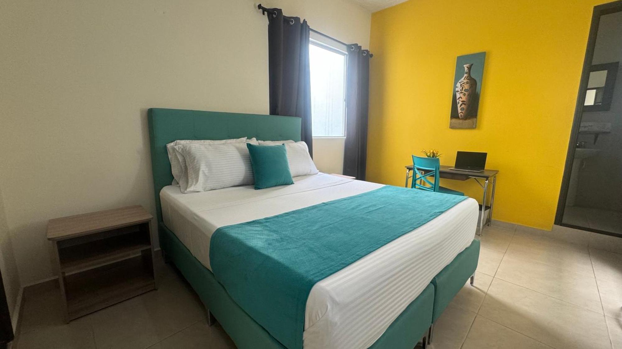 Hotel Cataluna - Soluciones Hoteleras Перейра Экстерьер фото