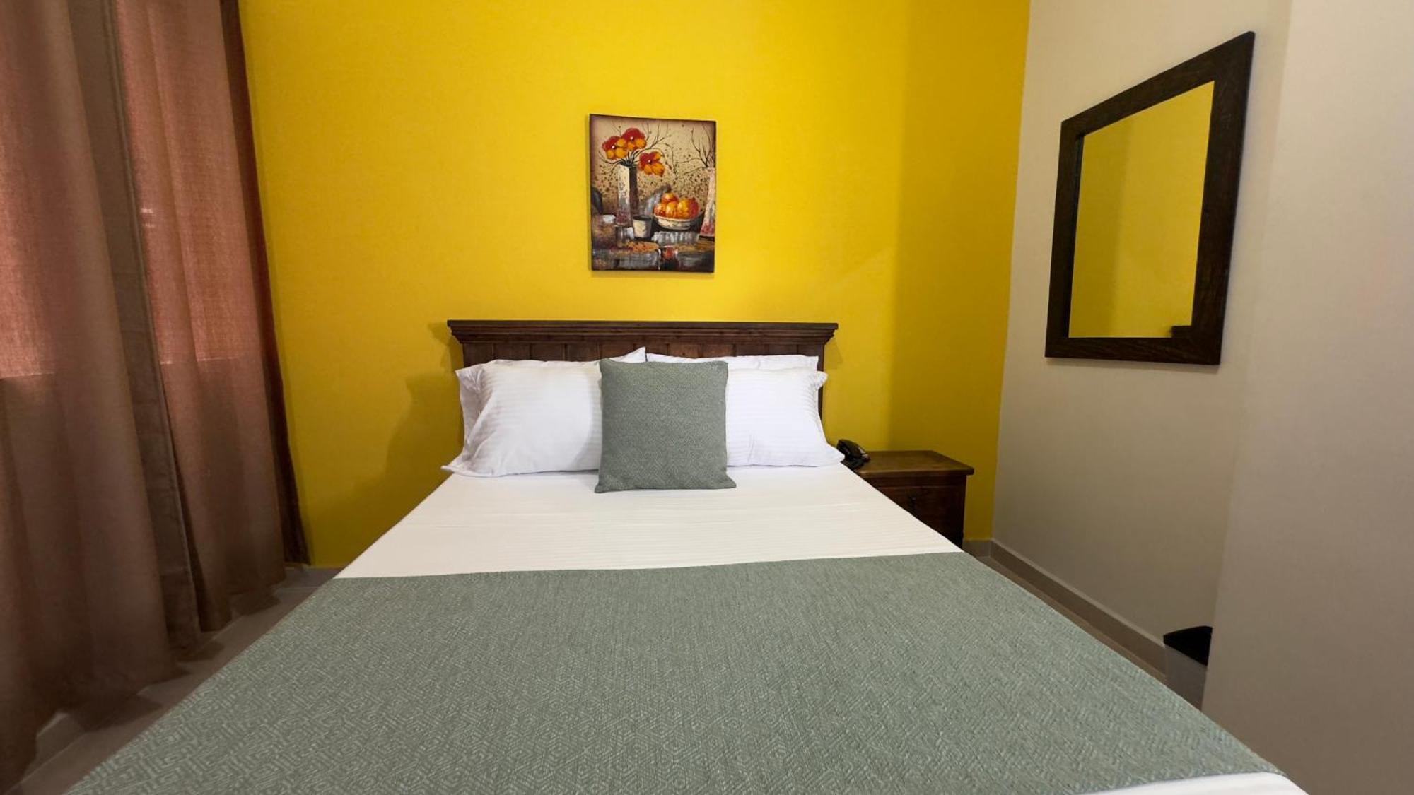 Hotel Cataluna - Soluciones Hoteleras Перейра Экстерьер фото