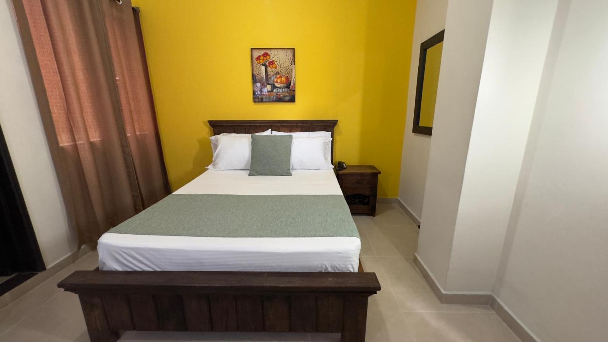 Hotel Cataluna - Soluciones Hoteleras Перейра Экстерьер фото